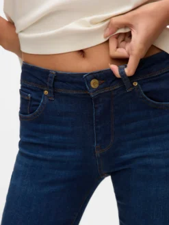 VMLUX Mid Rise Slim Fit Jeans