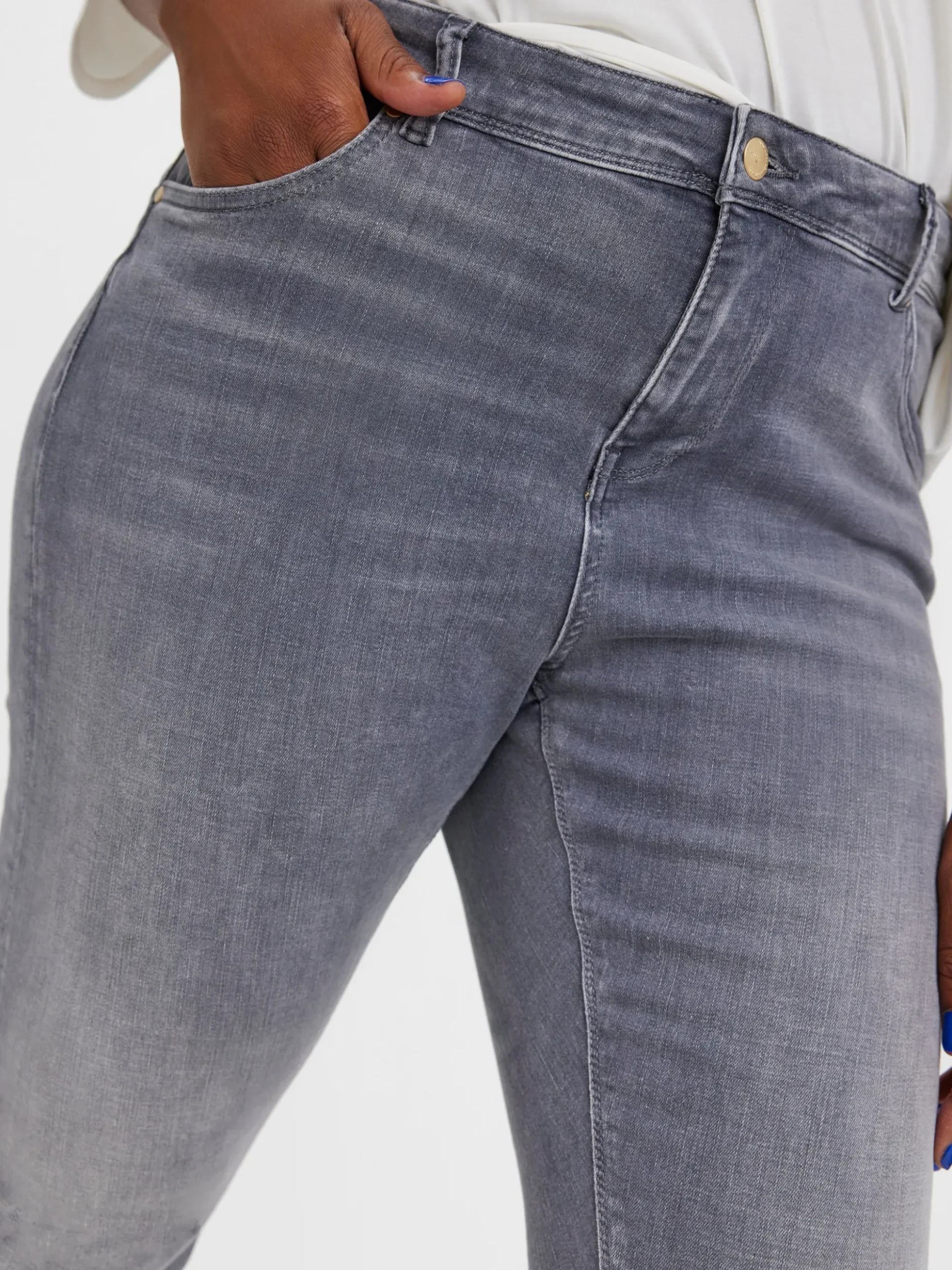 VMLUX Mid Rise Slim Fit Jeans