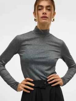 VMNICHOLLE Top
