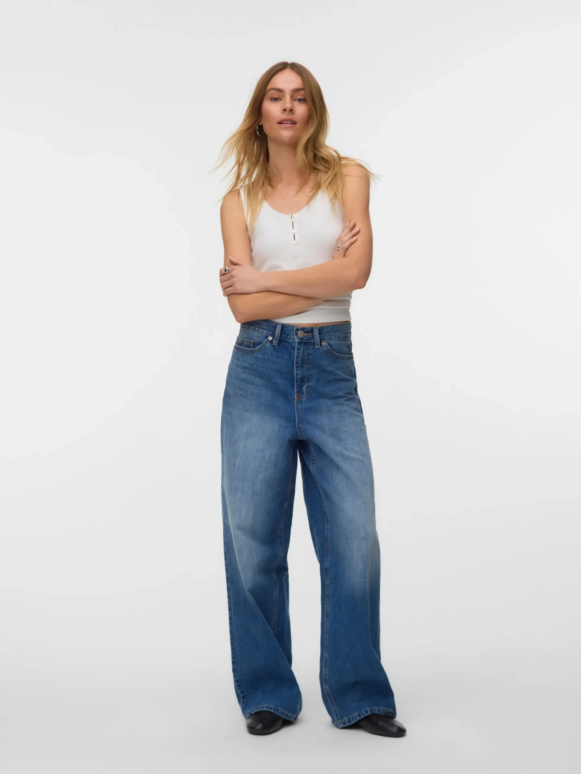 VMTAYLOR Mittlere Taille Weiter Beinschnitt Jeans