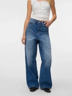 VMTAYLOR Mittlere Taille Weiter Beinschnitt Jeans