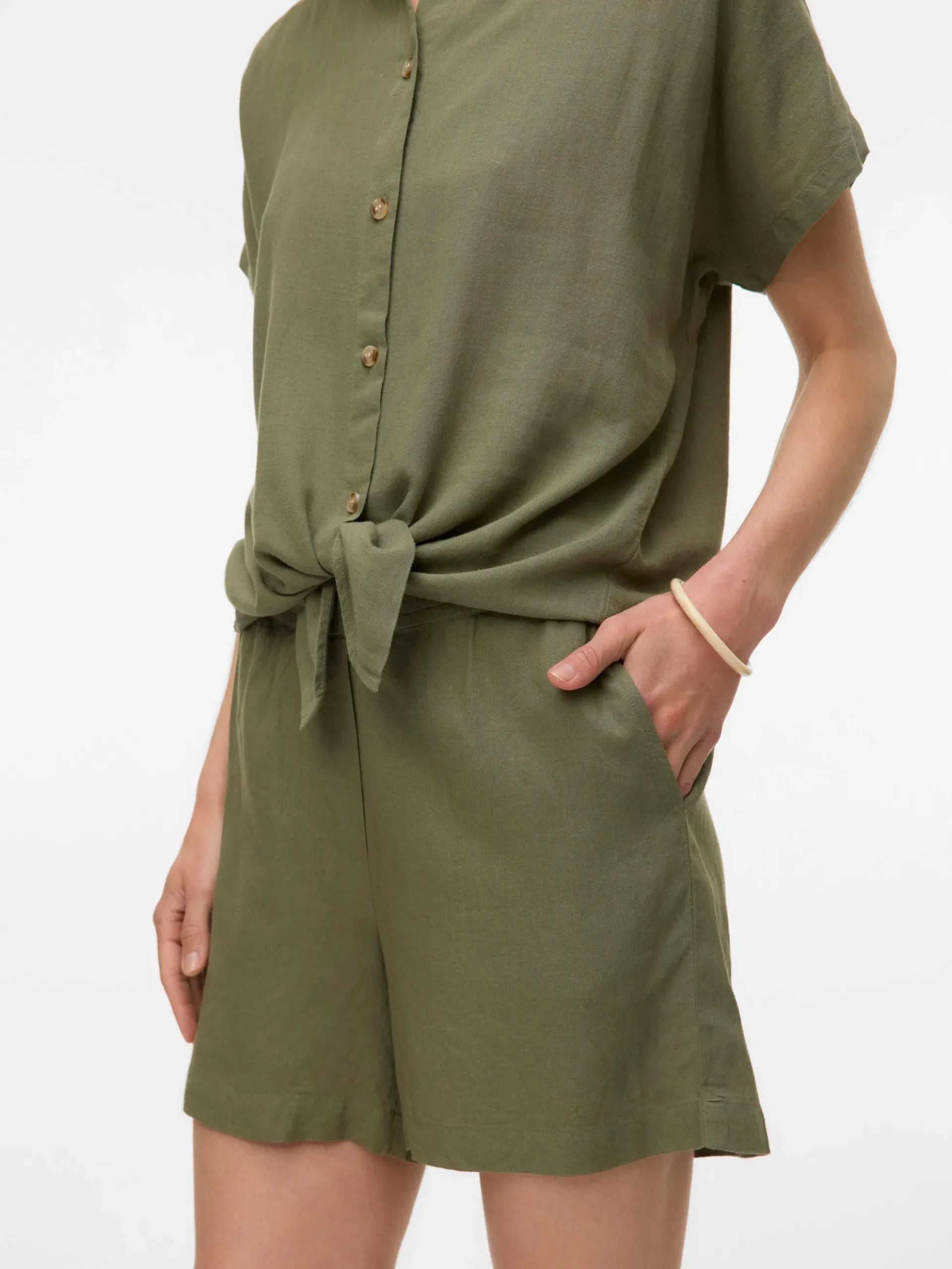 VMTHEA Shorts