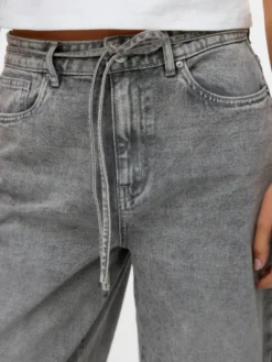 VMWIEN Mid Rise Weiter Beinschnitt Jeans