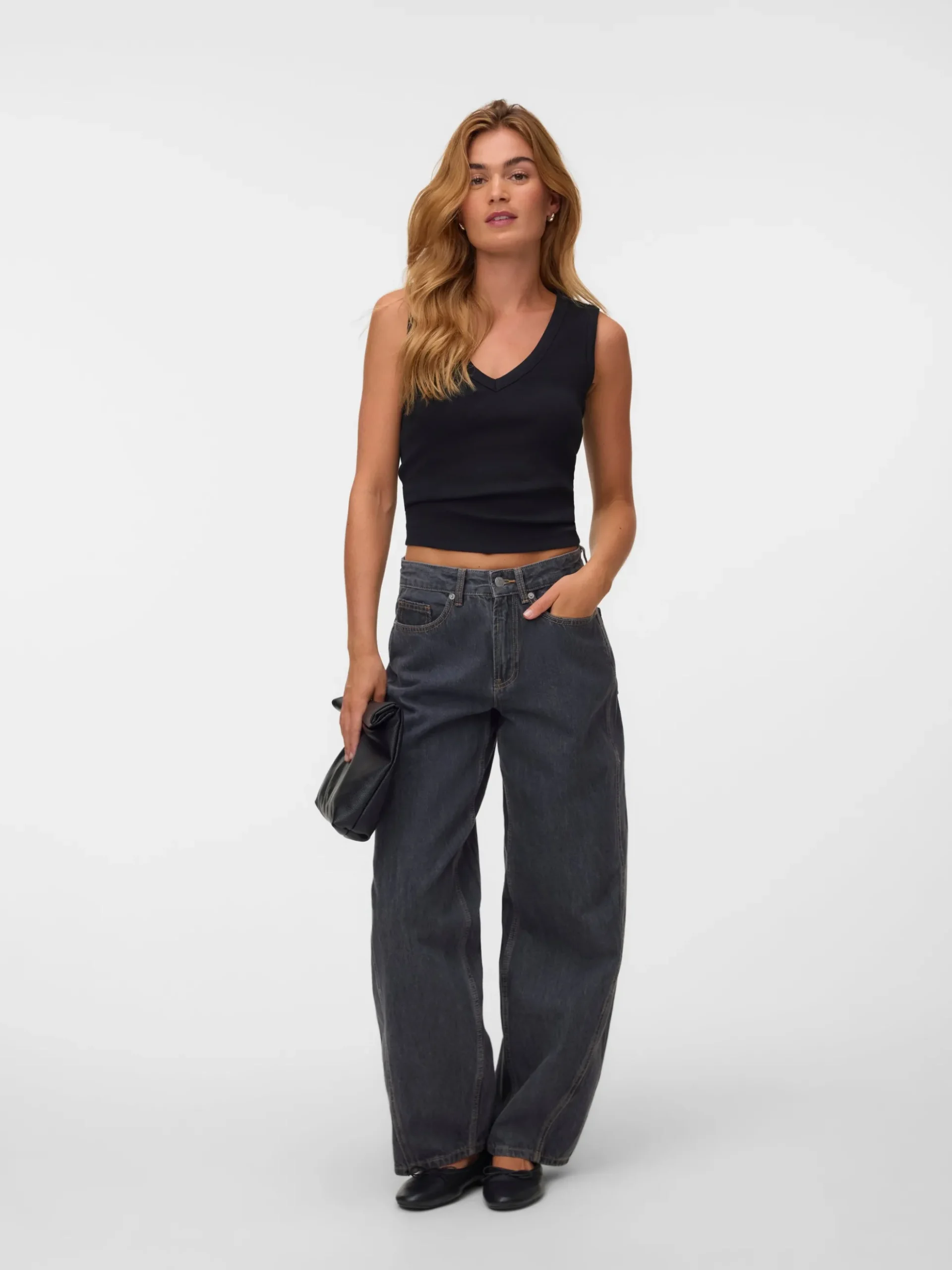 VMZOE Mid Rise Barrel Fit Jeans