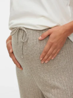 Weiter Beinschnitt Hose