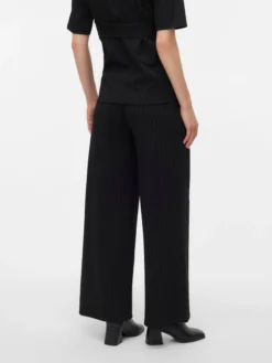 Weiter Beinschnitt Hose