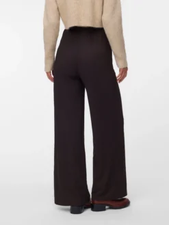 Weiter Beinschnitt Hose