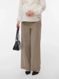 Weiter Beinschnitt Hose