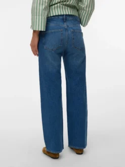Weiter Beinschnitt Jeans